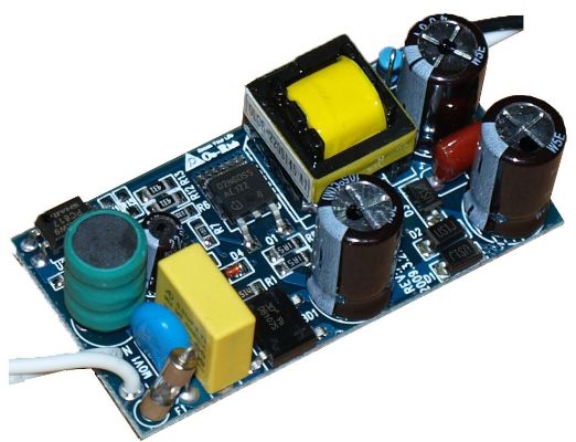 關于LED驅動電源恒壓與恒流區別的解析