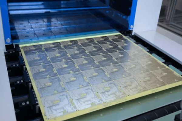 機器視覺PCB檢測與人工檢測相比的優勢